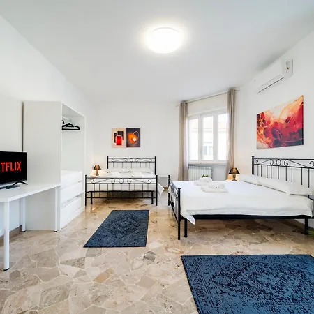 Apartment Milano Malpensa 5' - Freepark, Wifi, Ac - 3 Samarate