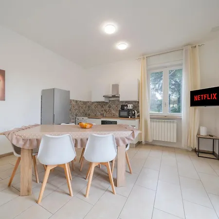 Milano Malpensa 5' - Freepark, Wifi, Ac - 3 Apartment Samarate