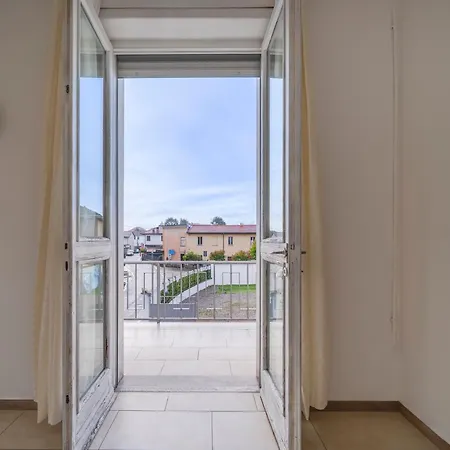 Milano Malpensa 5' - Freepark, Wifi, Ac - 3 Samarate