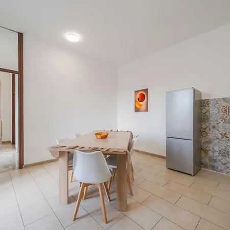 Milano Malpensa 5' - Freepark, Wifi, Ac - 3 Apartamento