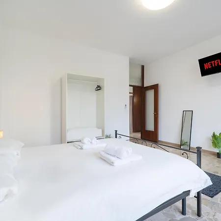 Apartment Milano Malpensa 5' - Freepark, Wifi, Ac - 3 *